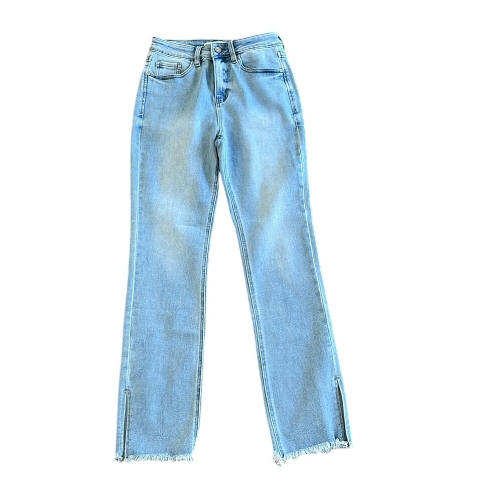 Grace & Emma Women's Size 6 Jeans Blue Straight‎ Leg Split Raw Hem Medium Wash